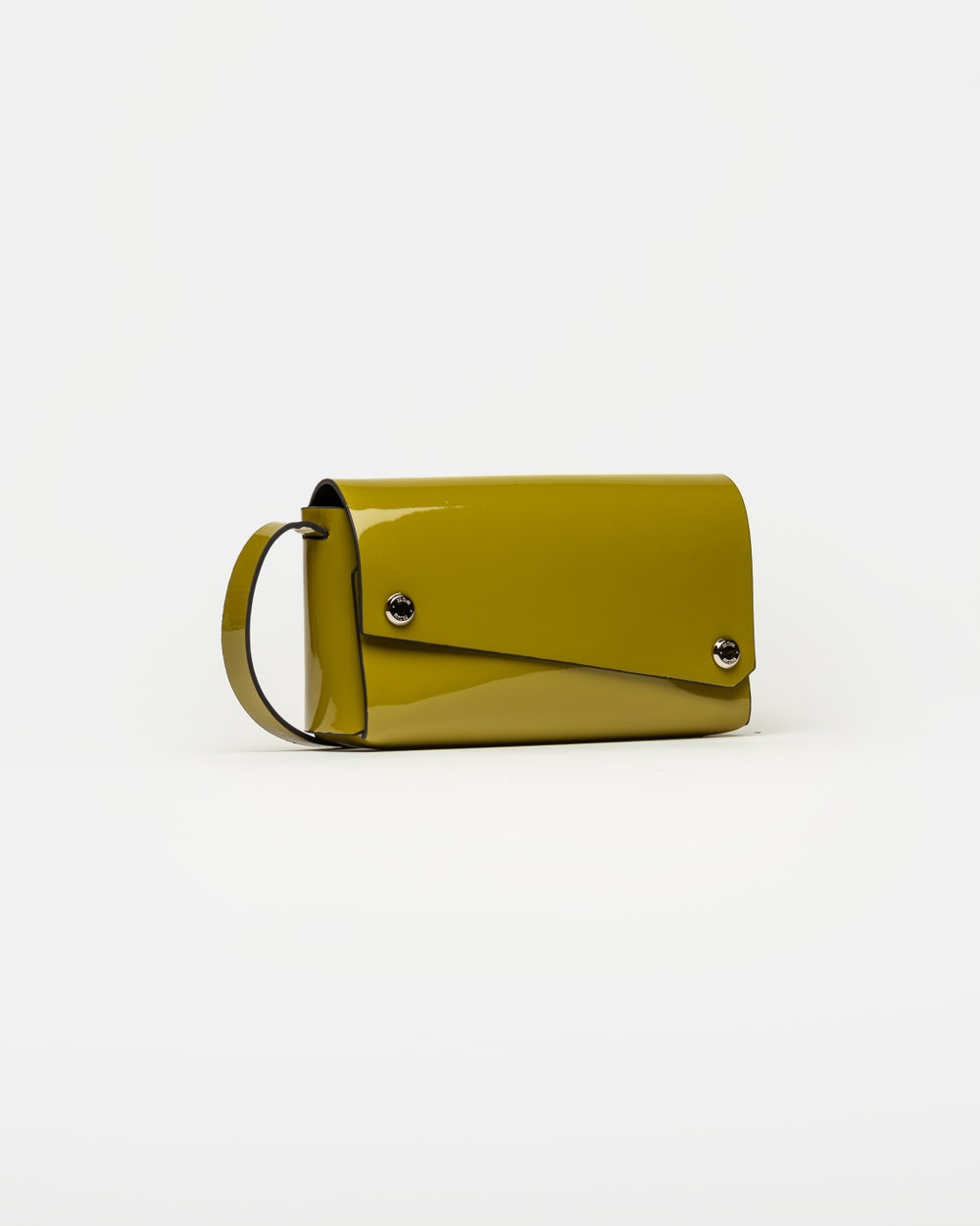 Bandolera Freda en Cuero Charol