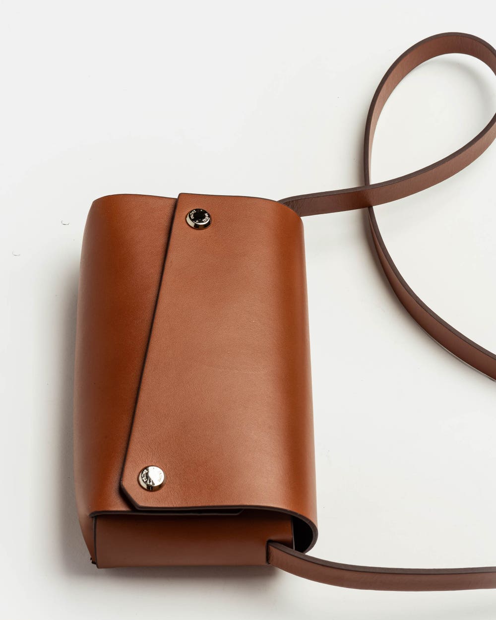 Bandolera Freda en Cuero Vaquita Liso