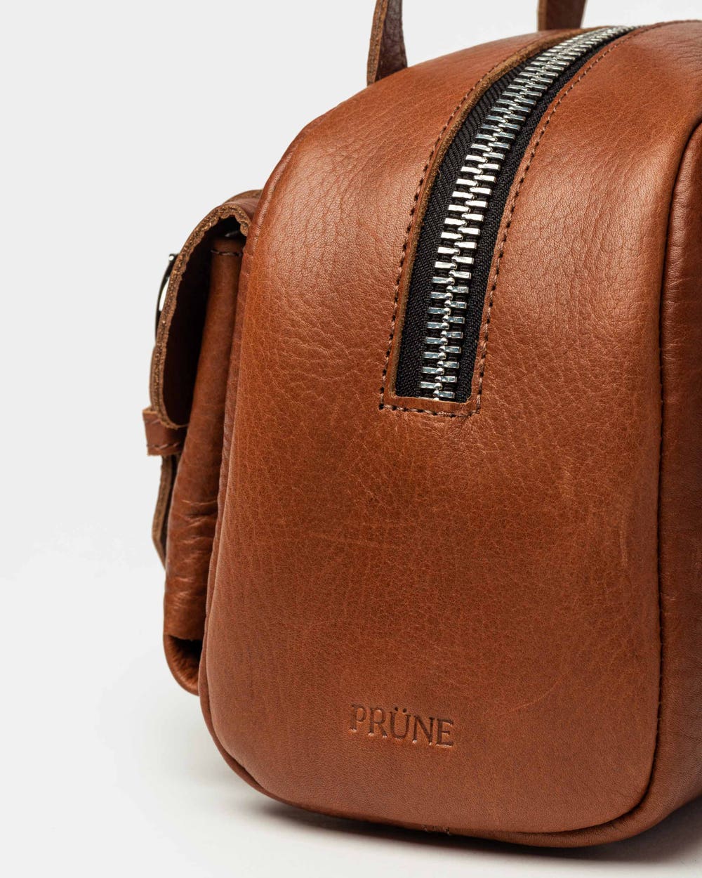 Cartera al hombro Indie en cuero vegetal liso