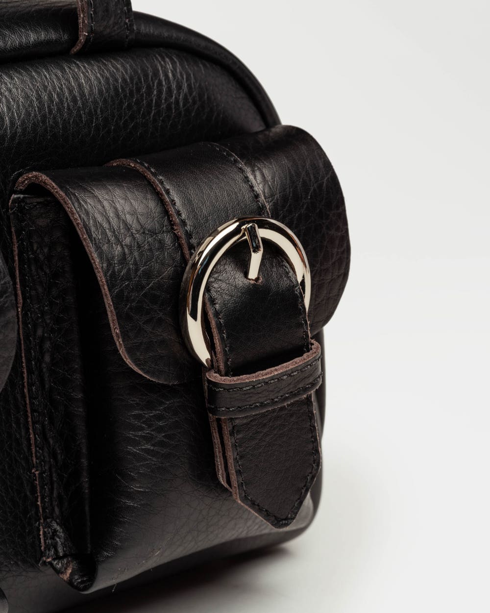 Cartera al hombro Indie en cuero vegetal liso