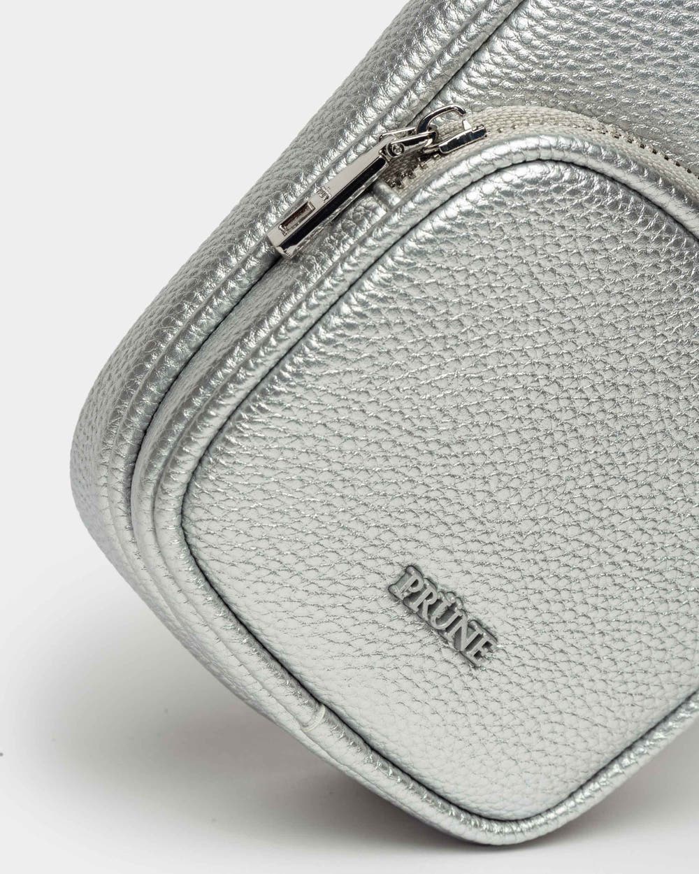 Porta celular Baby Donna en efecto cuero charol arrugado