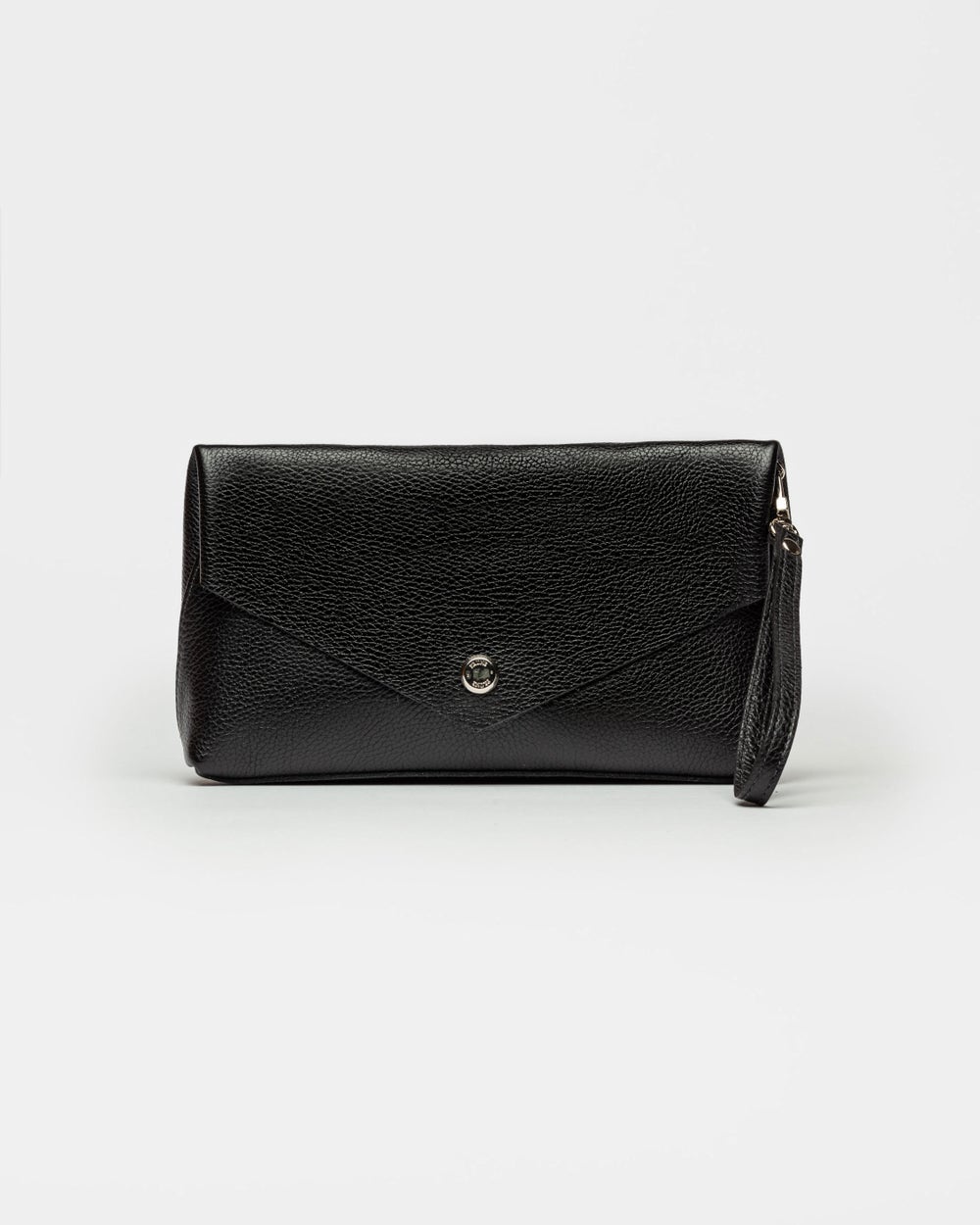 Sobre Eva en cuero metalizado