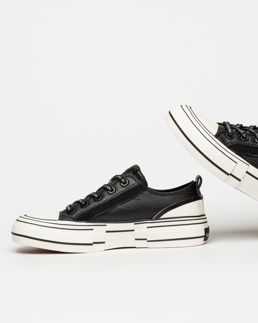 Sneaker The Gäng en efecto cuero