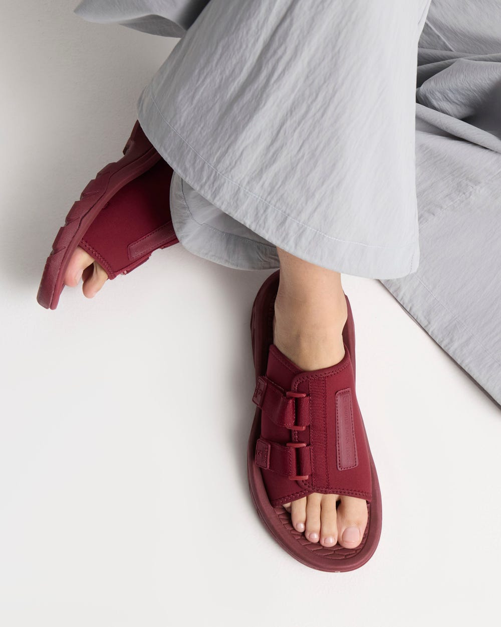 Sandalia baja Active Studio en textil