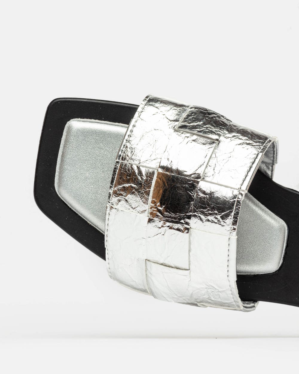 Flat Blair en efecto cuero metalizado