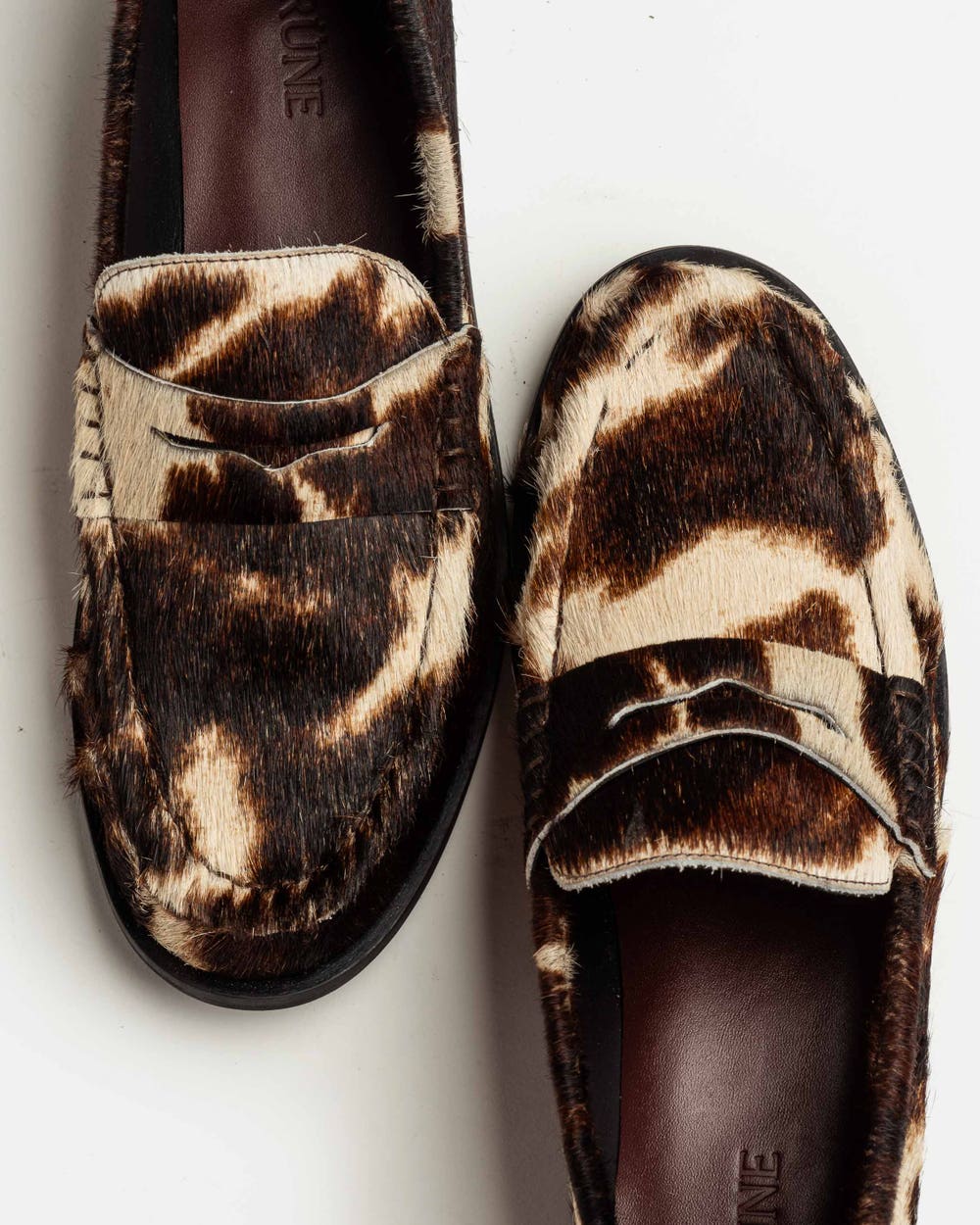 Mocasín Hans en pelo de vaca