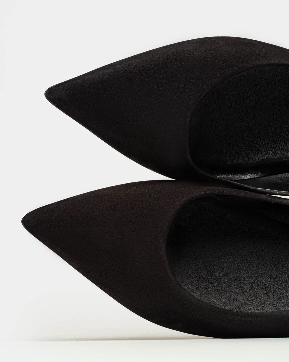 Stiletto Alanis en cuero nobuk