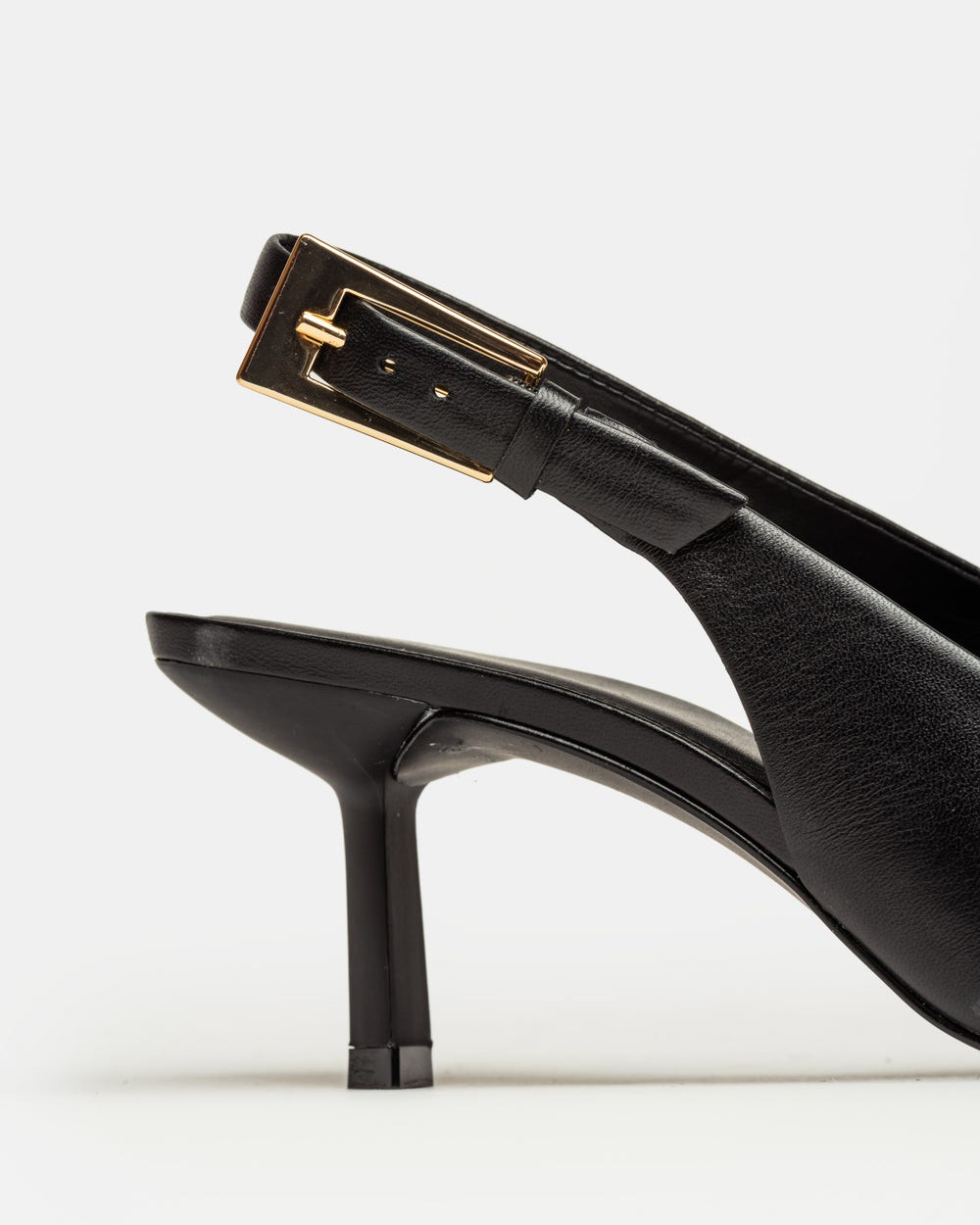 Stiletto Naomi en cuero liso